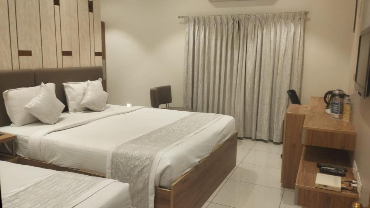 Hotel Annapoorna Residency Secundurabad Exterior photo